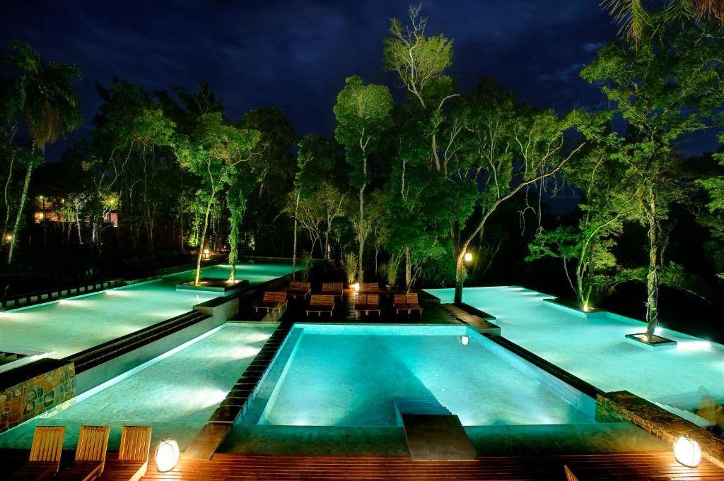 Night view of the multiple pools you can enjoy.