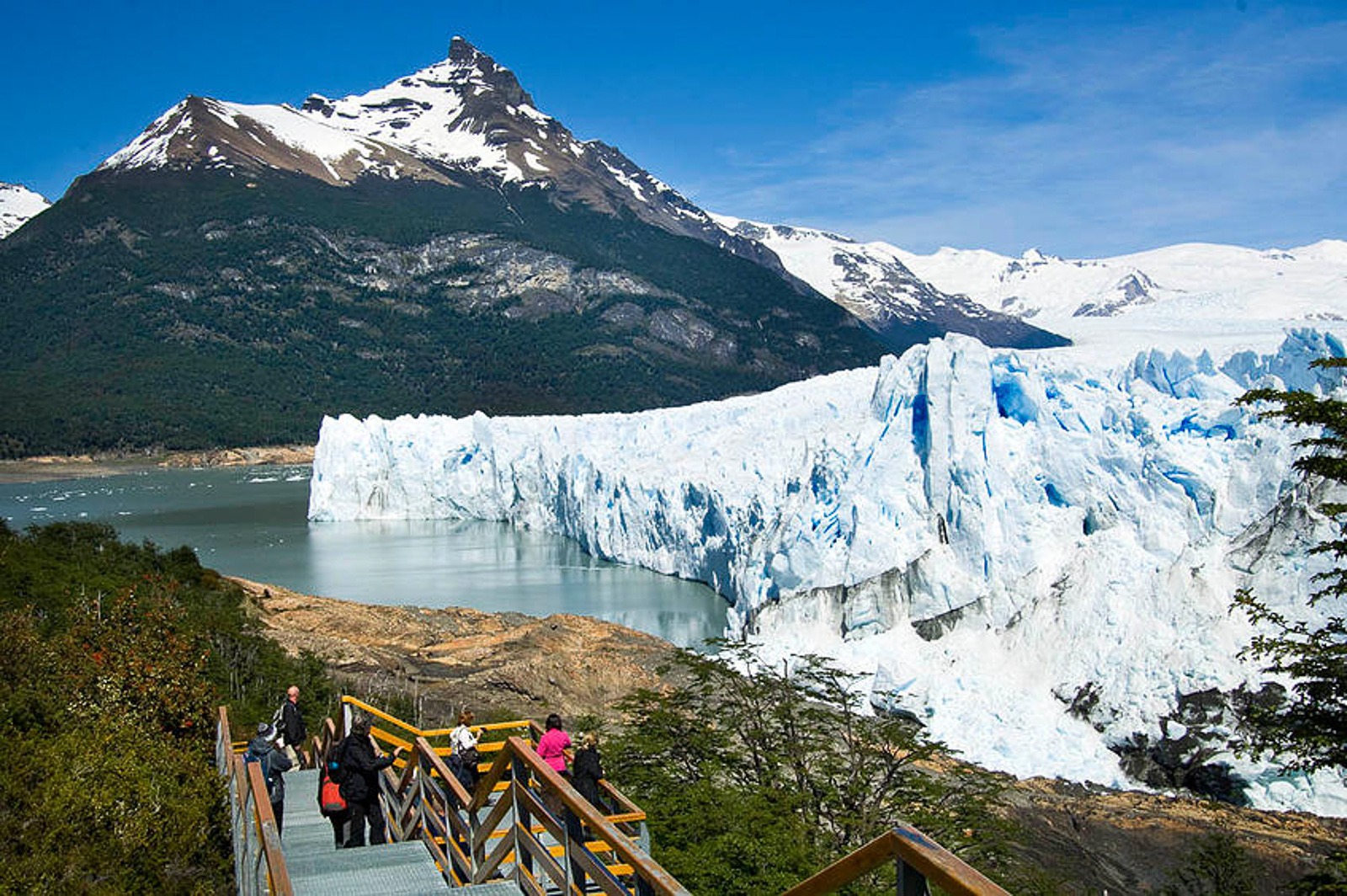 Image of the Perito Moreno Glacier.