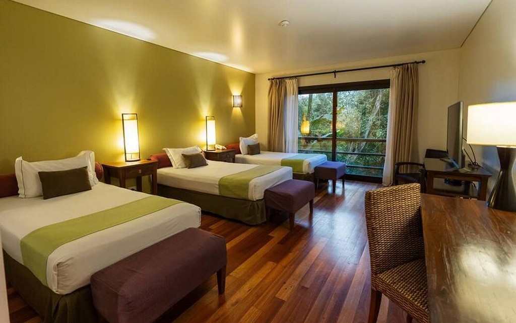 3 Book your Tour to Iguazú Falls with accommodation at Loi Suites Iguazú Hotel